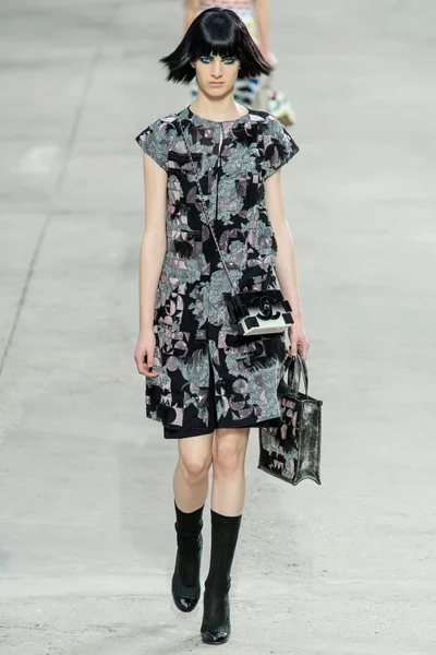 Look 72